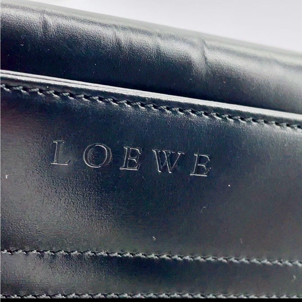 LOEWE Classic Minimalist Luxury Tote/Shoulder Bag TWO COA’s LOEWE Dust Bag - Picture 11 of 17